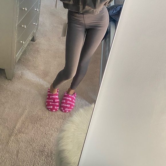 Fear of God Essentials Green leggings - Picture 6 of 7